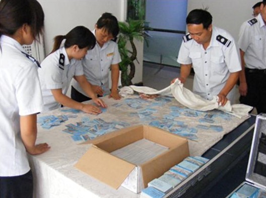 蜜桃视频一区科技为高速公路通行卡提供全自动清洗消毒设备